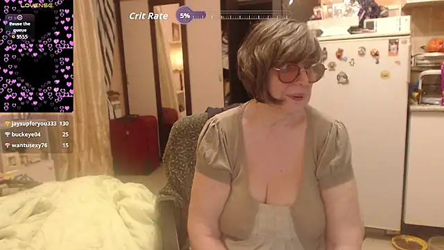 Sharon Amore online show from May 2026 11:01:01 PM