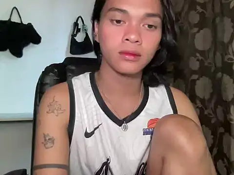Justine0419 online show from July 2026 09:33:02 AM