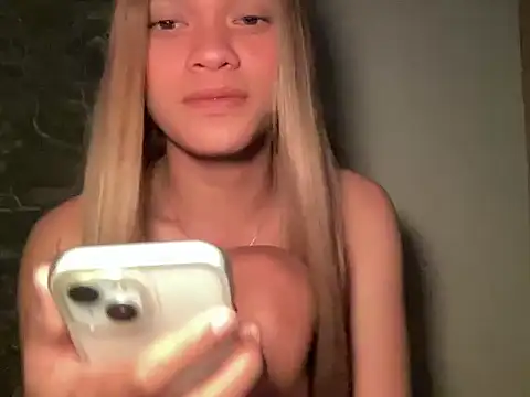 Justine0419 online show from July 2026 12:15:02 AM