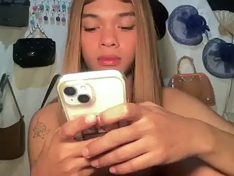 Justine0419 online show from July 2026 03:55:01 PM