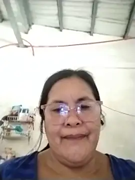 Snapshot of ClassyLady51 chatting on June 2026 05:27:01 AM ClassyLady51 online show from June 2026 05:27:01 AM