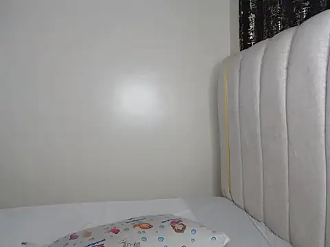 prettty kemmy online show from July 2026 12:53:02 PM