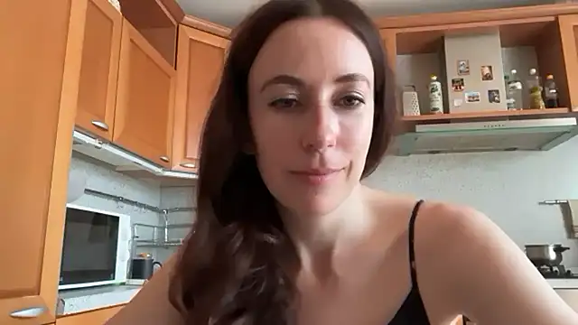 Flamingo Queen online show from June 2026 07:46:01 AM