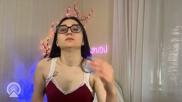 Stunning Girll online show from June 2026 02:24:02 AM