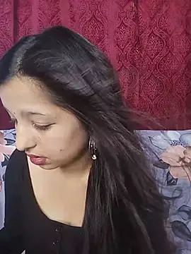 Snapshot of Queen_Rosyy chatting on July 2026 04:27:02 AM Queen Rosyy online show from July 2026 04:27:02 AM