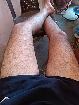 Desindianbull69 online show from June 2026 04:57:01 AM