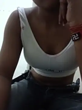 baby girl 099 online show from July 2026 01:04:02 PM