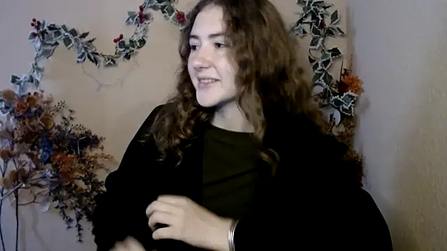 Snapshot of Crimson_Bite chatting on June 2026 09:32:01 AM Crimson Bite online show from June 2026 09:32:01 AM