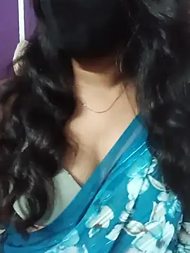 Clara-Lilly online show from July 2026 03:14:01 PM