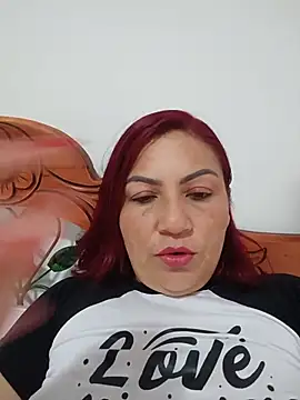 Agata Traviesa online show from July 2026 01:28:01 PM