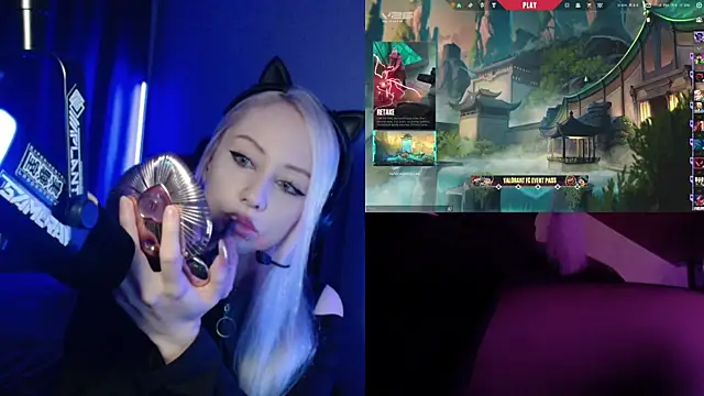 Snapshot of roxxyrowe chatting on June 2026 09:25:01 PM roxxyrowe online show from June 2026 09:25:01 PM