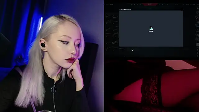 Snapshot of roxxyrowe chatting on July 2026 10:05:01 PM roxxyrowe online show from July 2026 10:05:01 PM