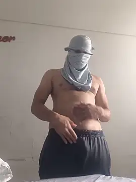 reymisterio111 online show from June 2026 07:14:01 PM