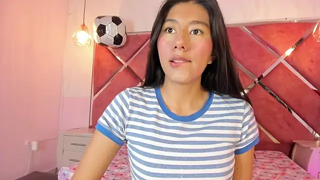 Snapshot of Carla_Alvez chatting on June 2026 02:21:02 PM Carla Alvez online show from June 2026 02:21:02 PM