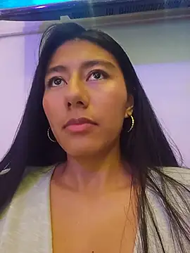 Snapshot of Carla_Alvez chatting on July 2026 04:04:02 AM Carla Alvez online show from July 2026 04:04:02 AM