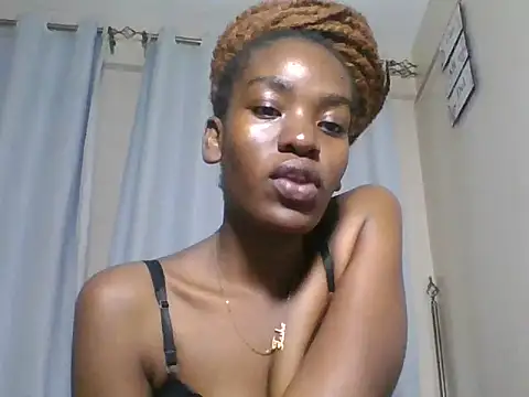 Snapshot of Lola_Allure chatting on June 2026 09:52:02 PM Lola Allure online show from June 2026 09:52:02 PM