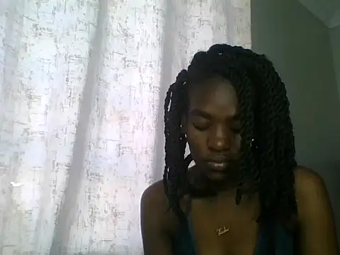 Snapshot of Lola_Allure chatting on June 2026 01:17:02 PM Lola Allure online show from June 2026 01:17:02 PM