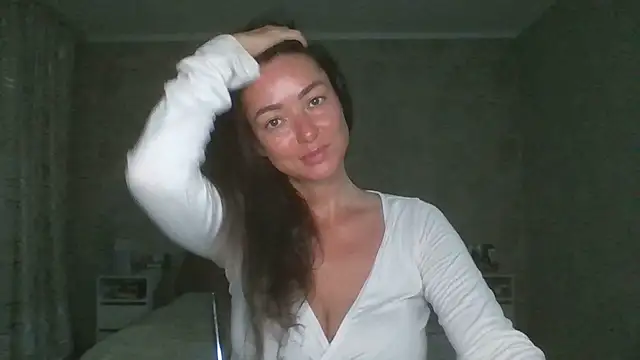 Snapshot of Mia_Salamanka chatting on June 2026 03:27:01 PM Mia Salamanka online show from June 2026 03:27:01 PM