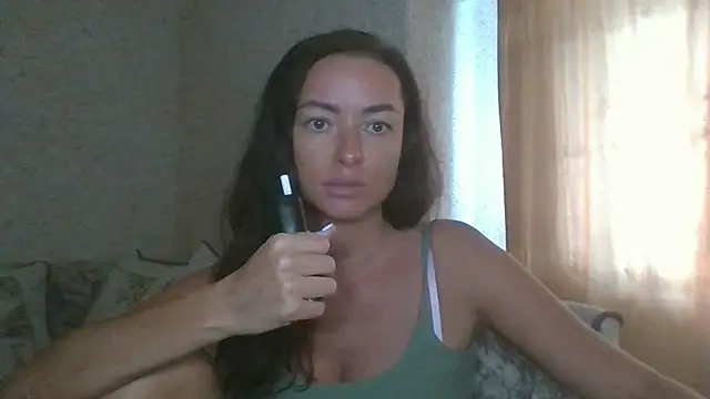 Snapshot of Mia_Salamanka chatting on July 2026 07:34:01 AM Mia Salamanka online show from July 2026 07:34:01 AM