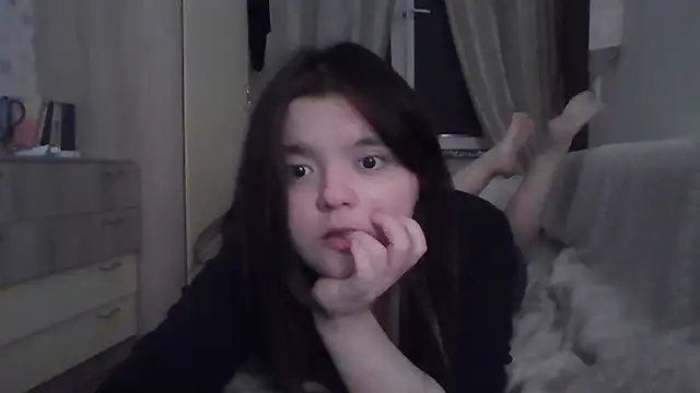 Snapshot of ZeldaSayre_ chatting on July 2026 11:18:01 PM ZeldaSayre online show from July 2026 11:18:01 PM