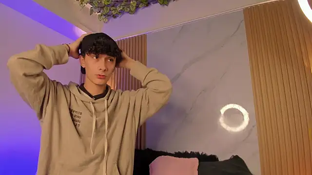 im ethan  online show from June 2026 11:22:02 AM