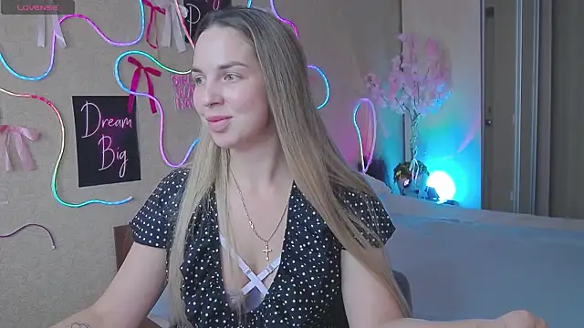 Snapshot of babbyalexandra chatting on July 2026 08:23:02 AM babbyalexandra online show from July 2026 08:23:02 AM