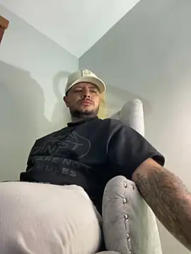 Snapshot of jeann_alexx chatting on June 2026 01:21:01 AM jeann alexx online show from June 2026 01:21:01 AM