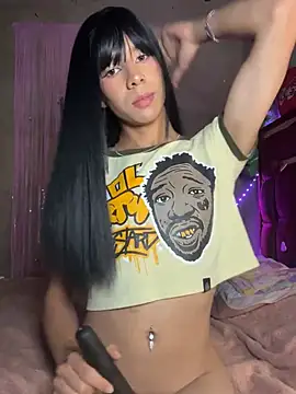 lady Tayron online show from July 2026 05:22:02 AM