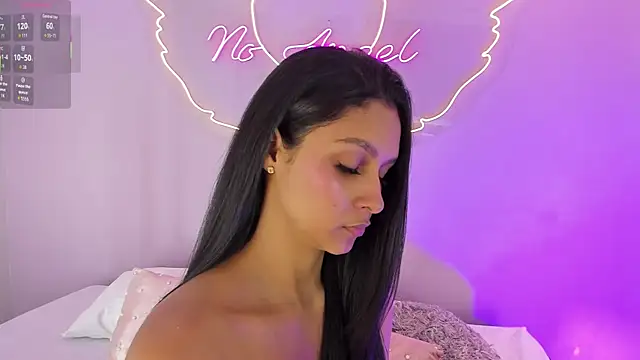 Snapshot of TalianaHernandez chatting on July 2026 04:27:02 PM TalianaHernandez online show from July 2026 04:27:02 PM
