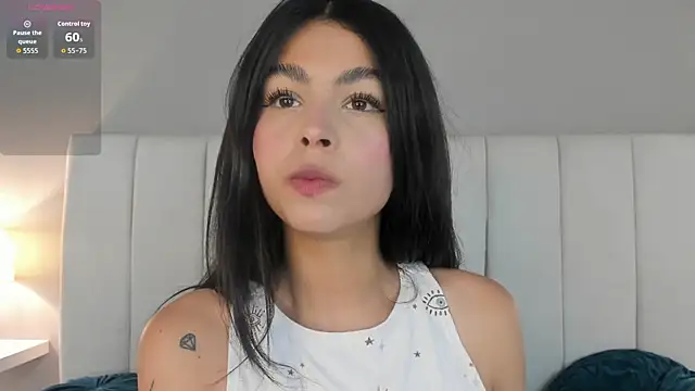 Snapshot of Kylie_Mckenzie chatting on July 2026 02:31:01 PM Kylie Mckenzie online show from July 2026 02:31:01 PM