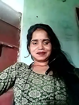 Snapshot of Cut_simran56 chatting on June 2026 07:10:01 AM Cut simran56 online show from June 2026 07:10:01 AM