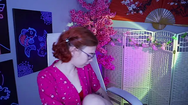 Snapshot of SeraphineDuskryn chatting on July 2026 11:35:01 AM SeraphineDuskryn online show from July 2026 11:35:01 AM