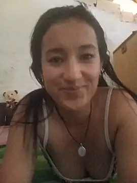 Adriananoir online show from June 2026 07:23:01 PM