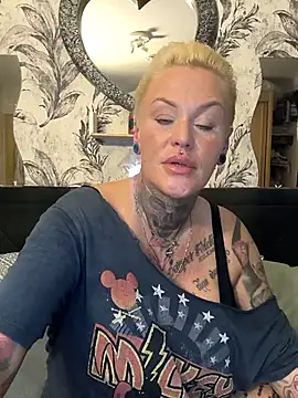 InkedMissLaBaehm online show from June 2026 08:44:02 PM