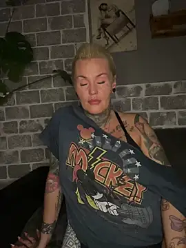 Snapshot of InkedMissLaBaehm chatting on July 2026 10:36:01 PM InkedMissLaBaehm online show from July 2026 10:36:01 PM