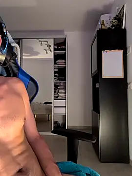 BobyBoy69 online show from June 2026 07:12:01 PM