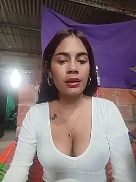 Snapshot of dulce_amber21 chatting on June 2026 12:29:02 PM dulce amber21 online show from June 2026 12:29:02 PM