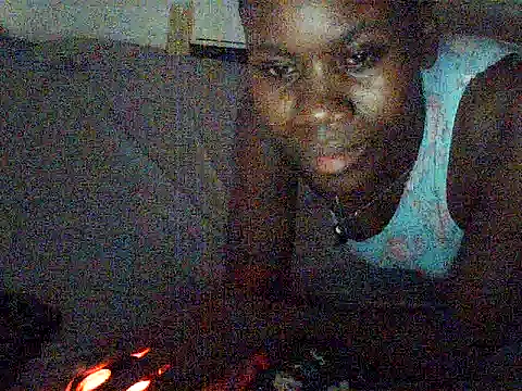 Snapshot of pretty_renor chatting on June 2026 05:23:01 AM pretty renor online show from June 2026 05:23:01 AM
