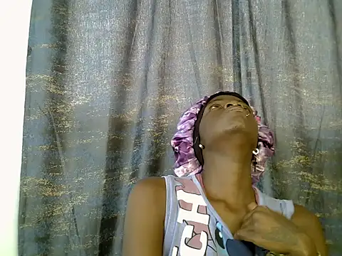 Snapshot of Sheratonyblacks chatting on June 2026 11:25:02 AM Sheratonyblacks online show from June 2026 11:25:02 AM