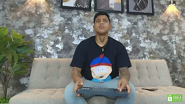 Alejandro and Deiby online show from June 2026 10:51:01 AM