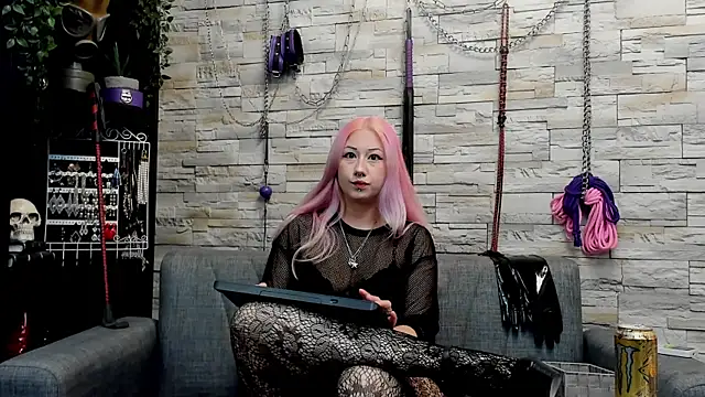 Miss Kaz online show from August 2026 12:23:01 AM