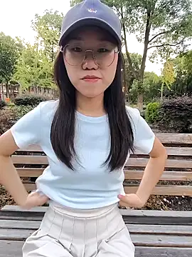 xiaomin666 online show from July 2026 09:58:02 PM