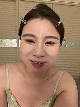 Snapshot of Dianana chatting on July 2026 04:07:02 PM Dianana online show from July 2026 04:07:02 PM