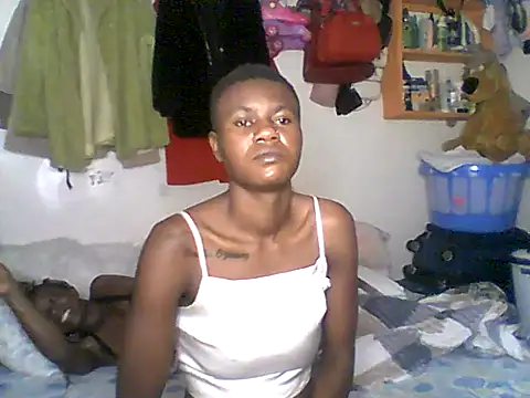 Snapshot of Ladysweetness23 chatting on June 2026 01:39:02 PM Ladysweetness23 online show from June 2026 01:39:02 PM