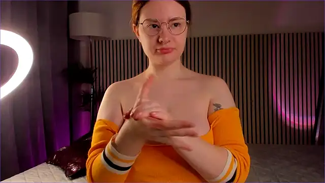 SonyaBabyn online show from February 2026 02:03:02 PM