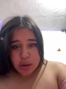 Snapshot of Sophia_Rose_ chatting on July 2026 04:19:01 AM Sophia Rose online show from July 2026 04:19:01 AM