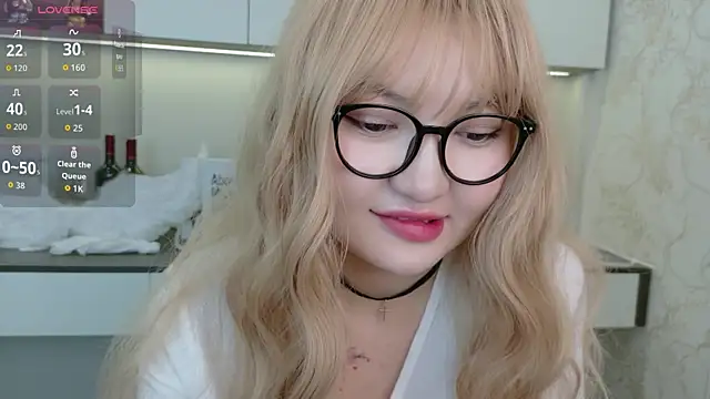 sakuraclover online show from July 2026 11:24:01 AM