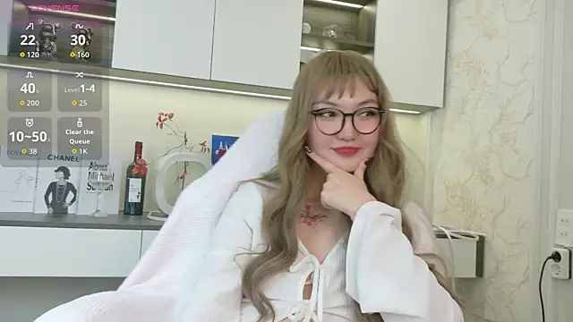 sakuraclover online show from July 2026 03:00:02 PM