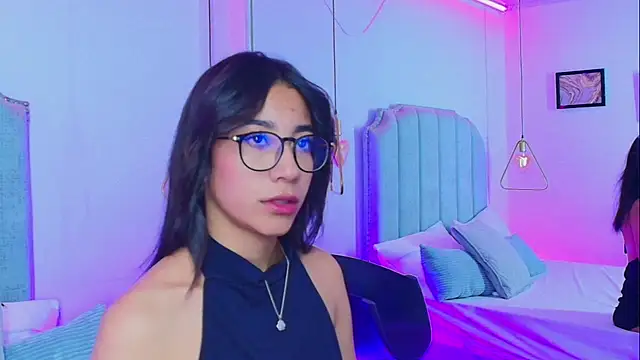 Lesly Connorr online show from June 2026 04:56:01 AM