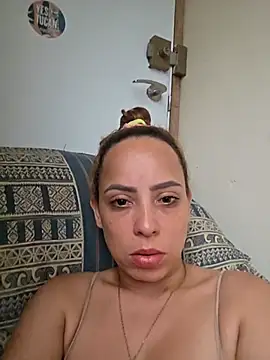 Snapshot of LoveConnectionLive chatting on June 2026 07:13:01 PM LoveConnectionLive online show from June 2026 07:13:01 PM
